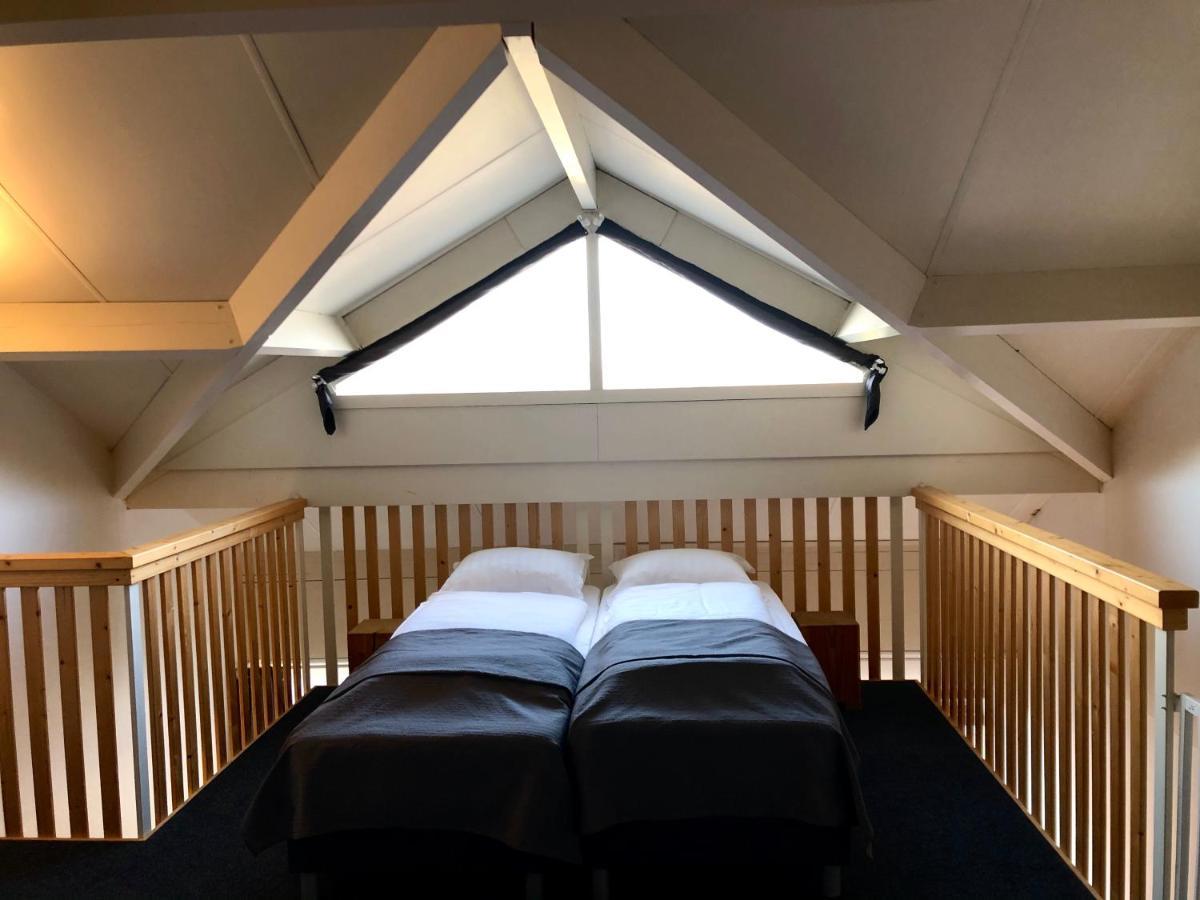 Bed And Breakfast De Biesbosch - In 'T Riet Drimmelen Bagian luar foto